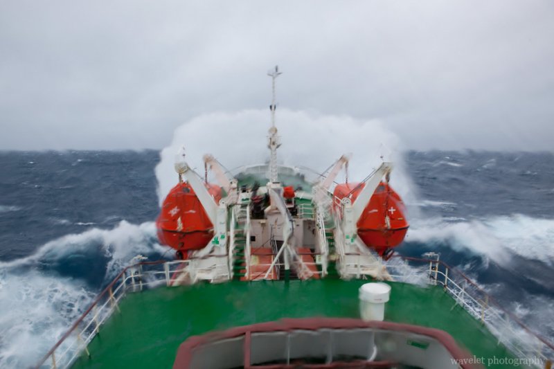 Huge Waves in Drake Passage