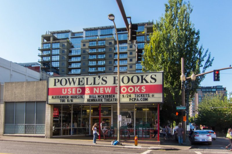 Powell's Books, Pearl District, Portland, OR