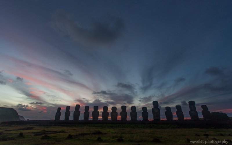  Ahu Tongariki at sunrise, Easter Island