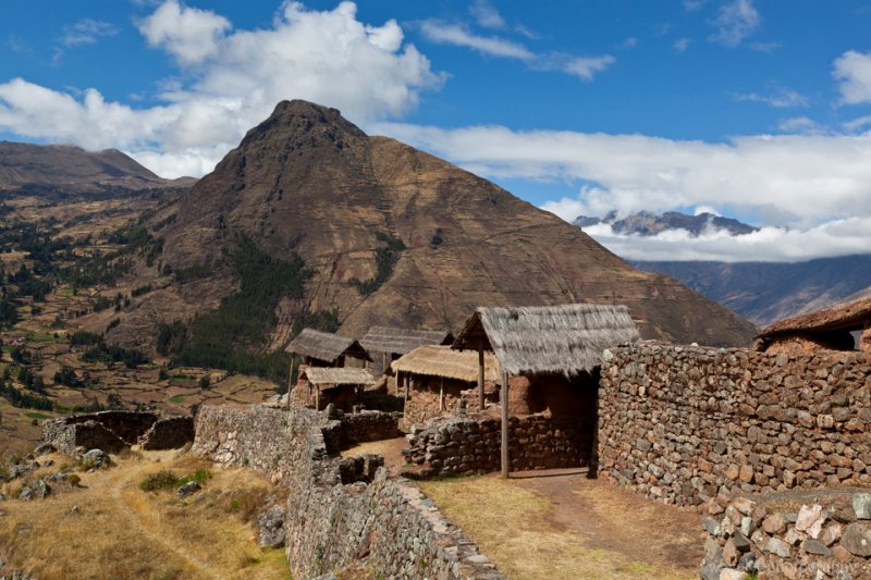 Inca Písac Ruin