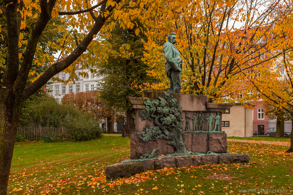 Statue of Viggo Hørup, Rosenborg Castle Garden