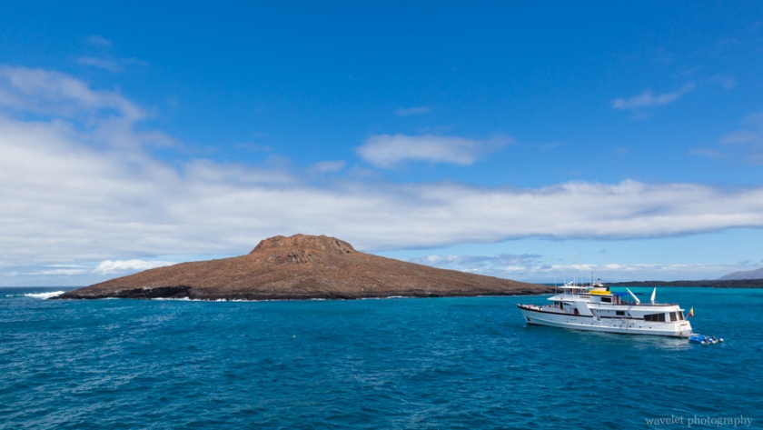Sombrero Chino, Santiago Island