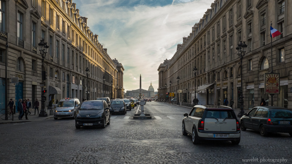 Overlook Place de la Concorde through Rue Royale, Paris