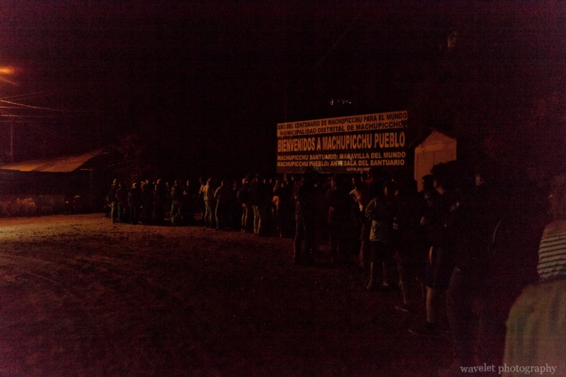 Queue at the entrance to hike to Macchu Picchu