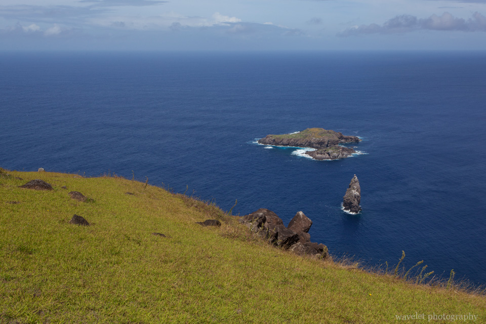 View from Orongo, Motu Nui, with the smaller Motu Iti and the sea stack of Motu Kau Kau, Easter Island