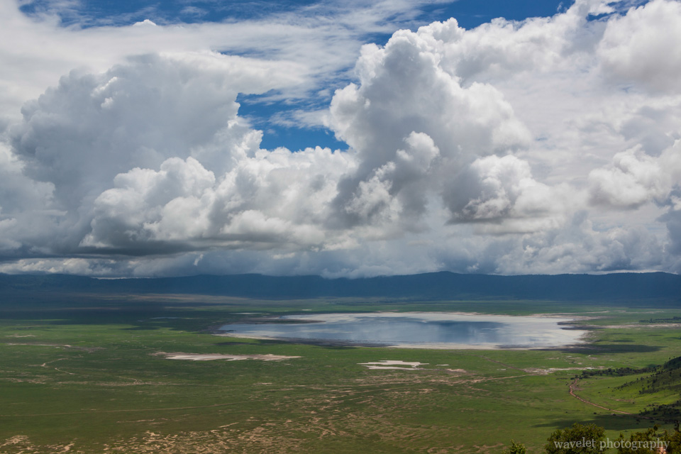 Overlook the Ngorongoro crater and Lake Magadi.