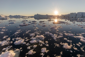 Midnight sailing, Ilulissat, Greenland