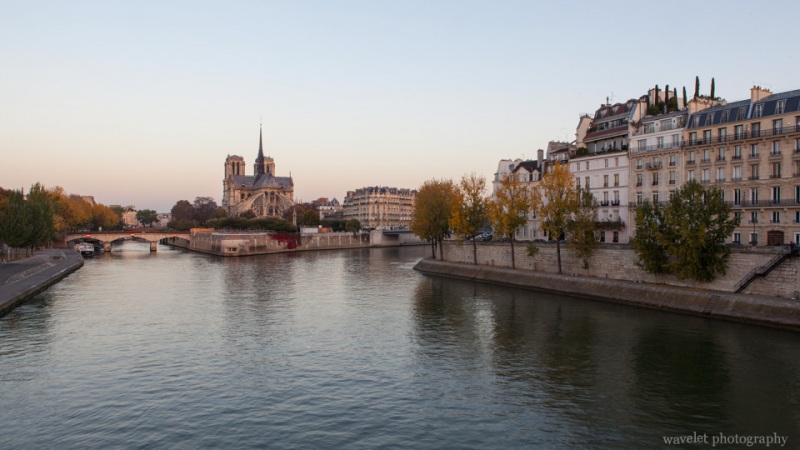 Notre Dame on Île de la Cité and Île Saint-Louis, Paris