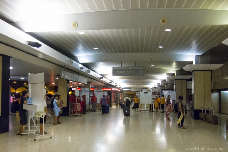 Hallway of Fa\'a\'ā International Airport, Tahiti