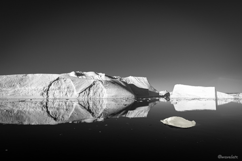 Midnight sailing, Ilulissat, Greenland